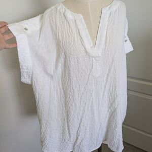 Jane and Delancey White Textured Blouse